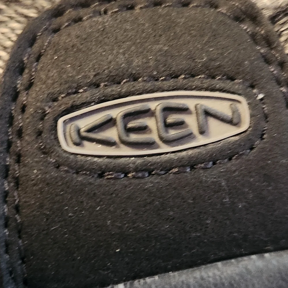 Keen Newport H2 Sandals Size 7